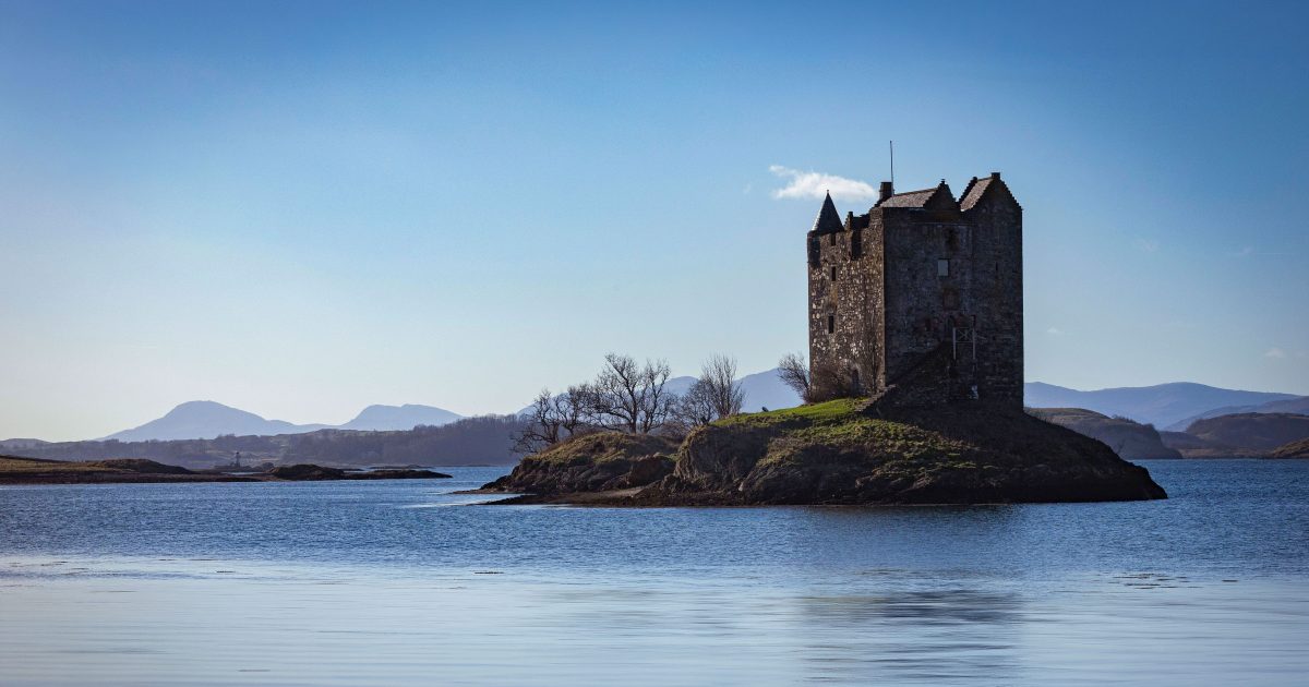 The Linnhe Storehouse and Cafe in Appin